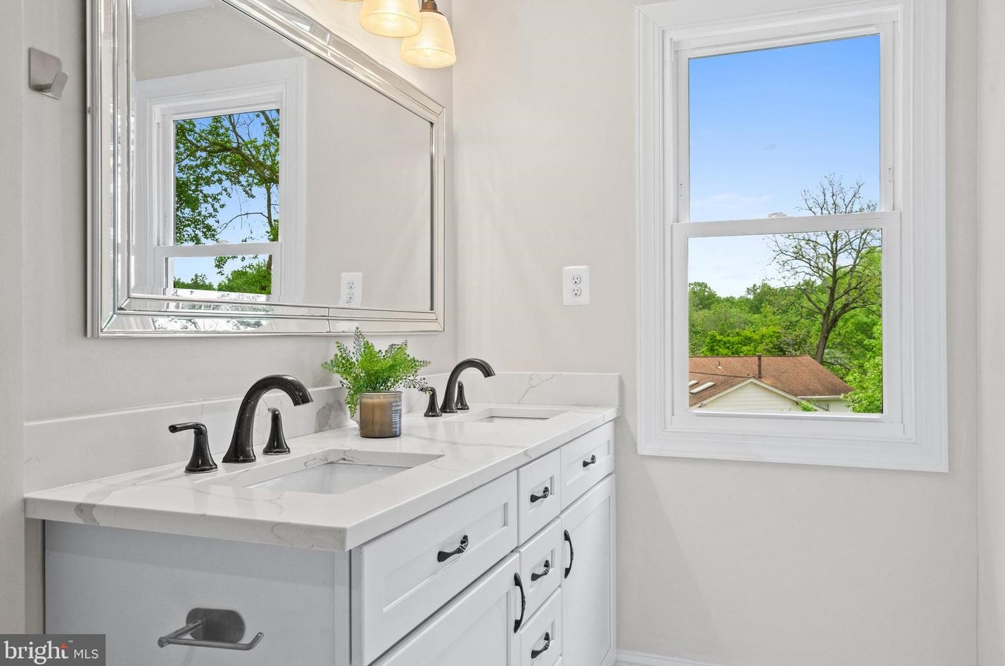 13203 Tamarack Rd, Silver Spring MD 20904-1464 exterior