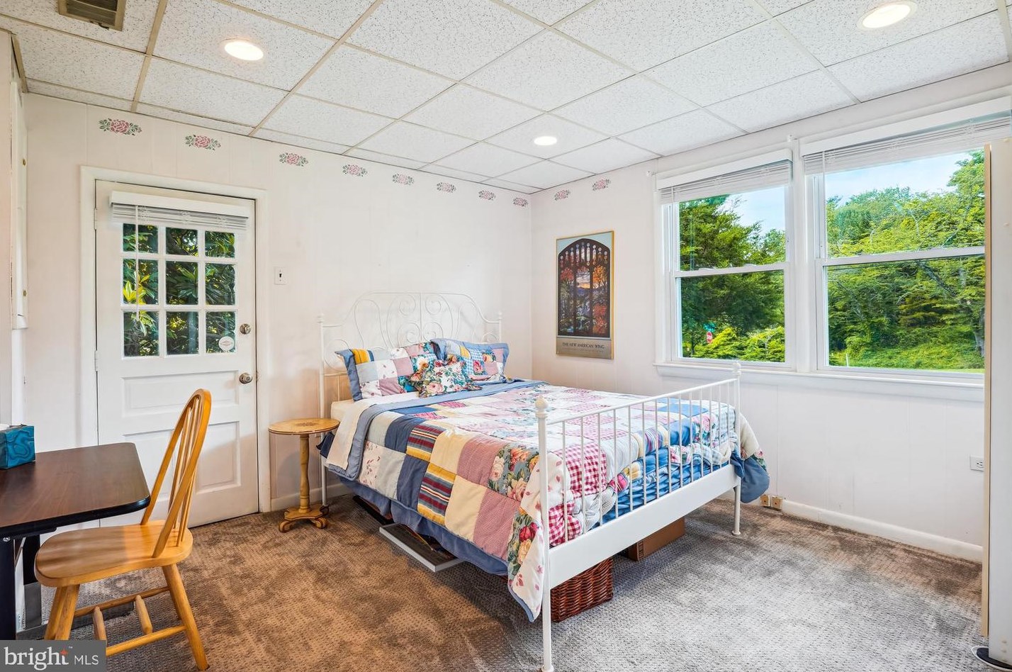 17809 Princess Anne Dr, Olney MD  20832-2218 exterior