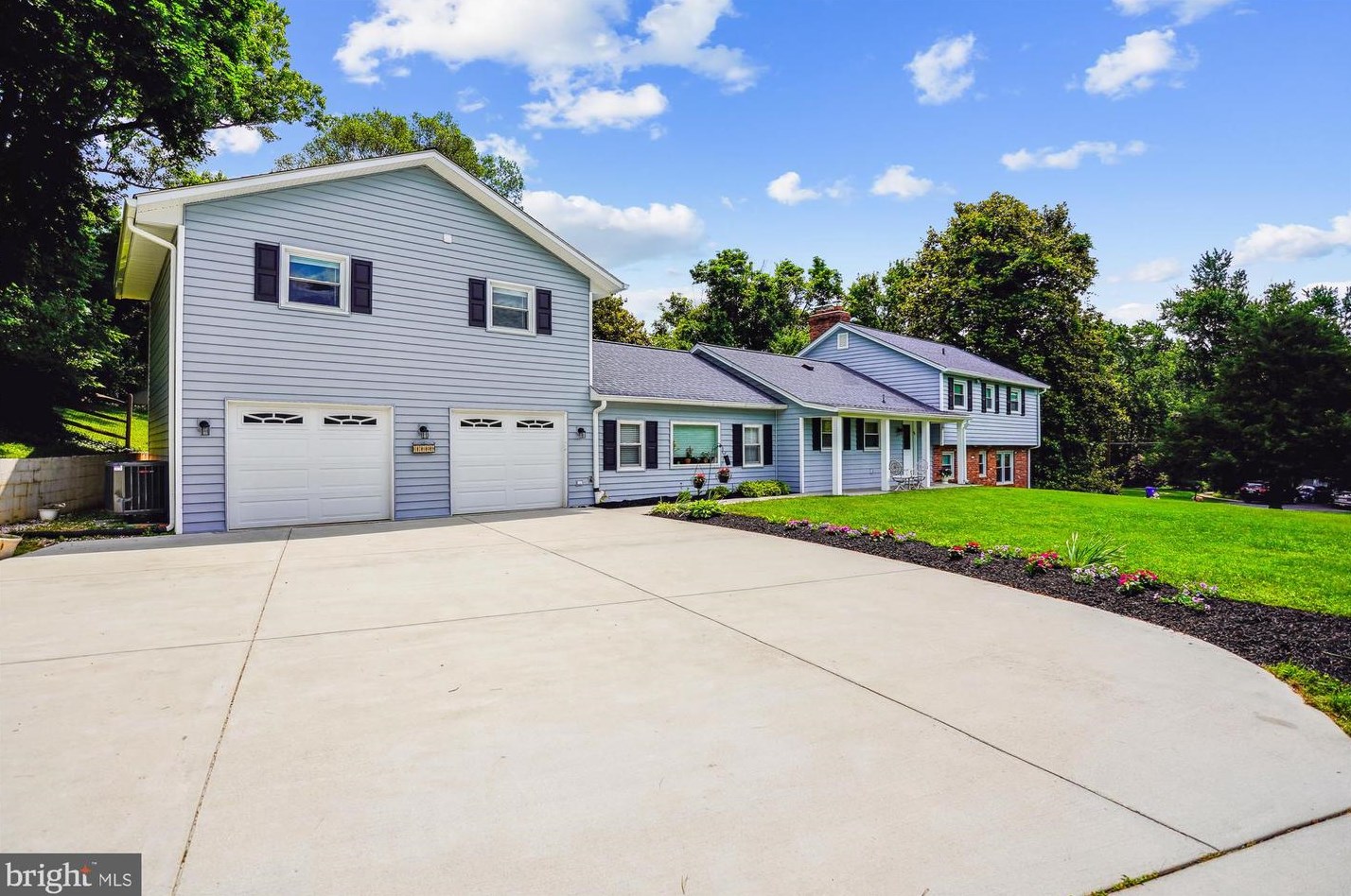 17809 Princess Anne Dr, Olney MD  20832-2218 exterior