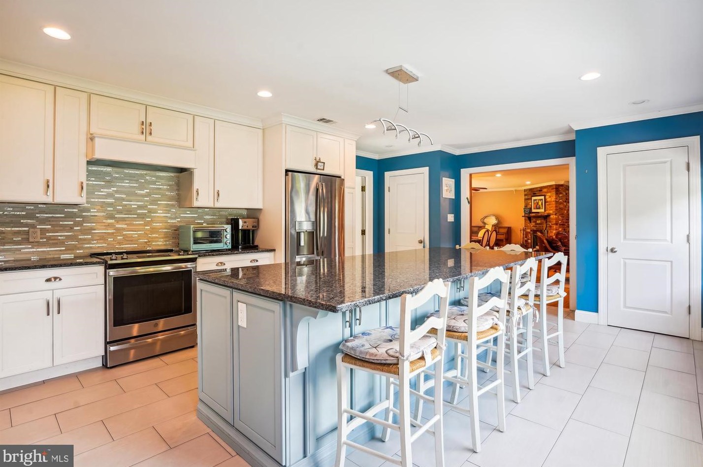 17809 Princess Anne Dr, Olney MD  20832-2218 exterior