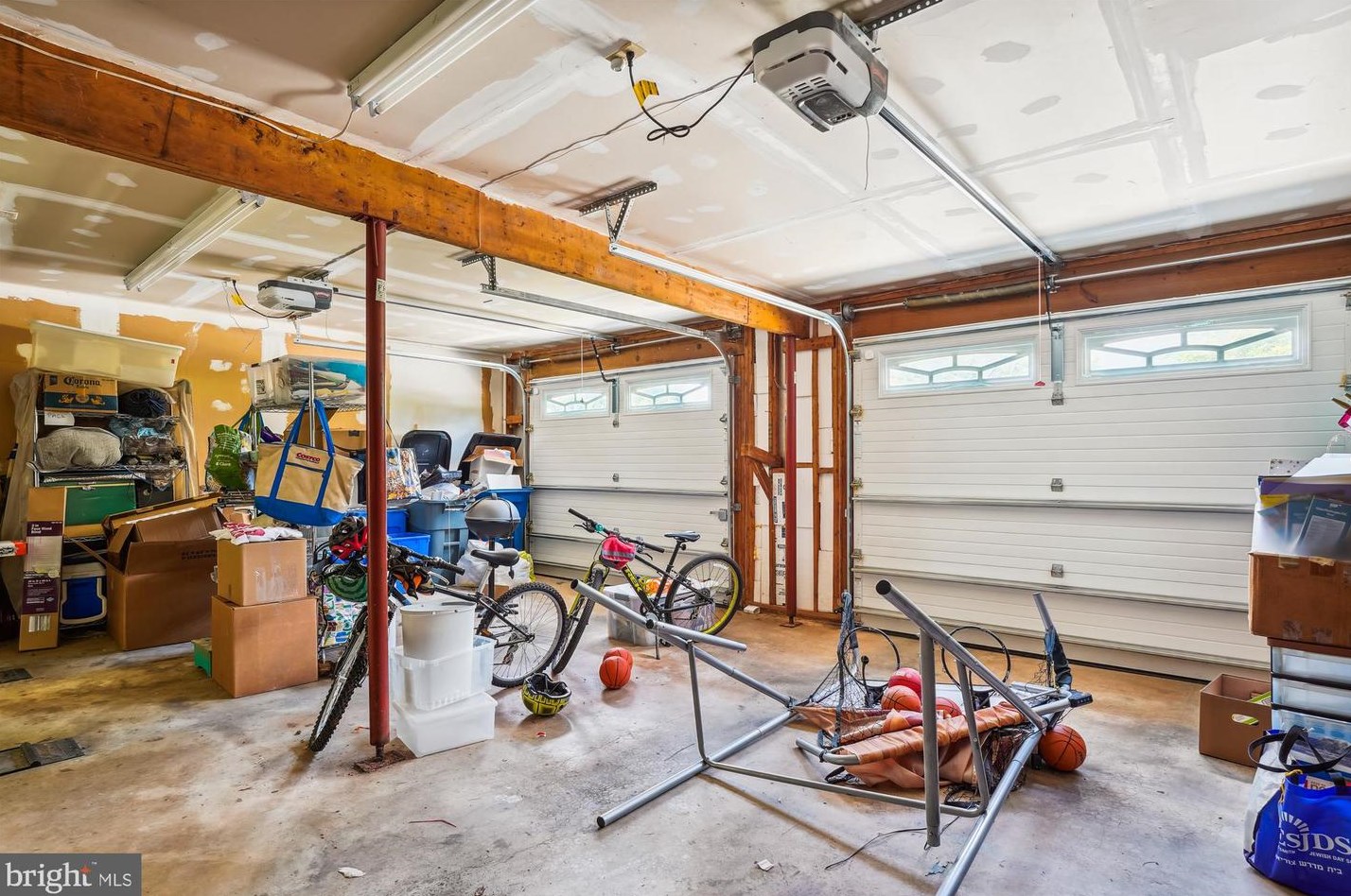 17809 Princess Anne Dr, Olney MD  20832-2218 exterior