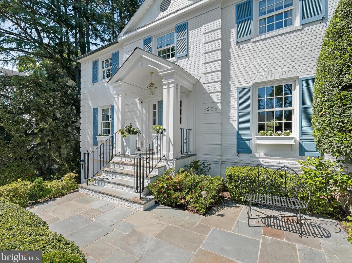 5205 Portsmouth Rd, Bethesda, MD 20816-2927