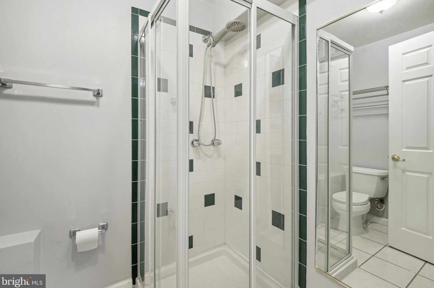 2041 Featherwood St, Silver Spring MD 20904-6637 exterior