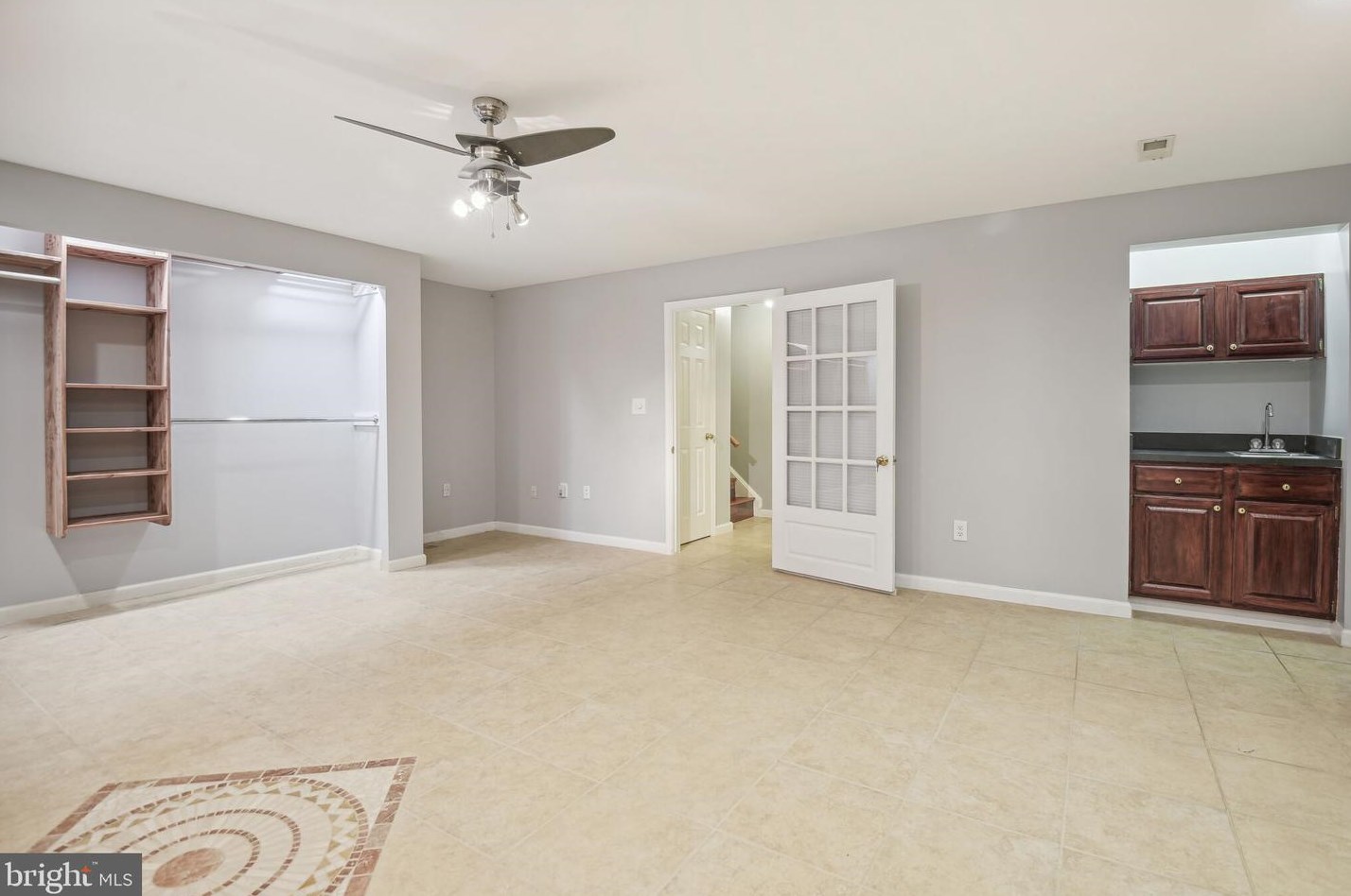 2041 Featherwood St, Silver Spring MD 20904-6637 exterior