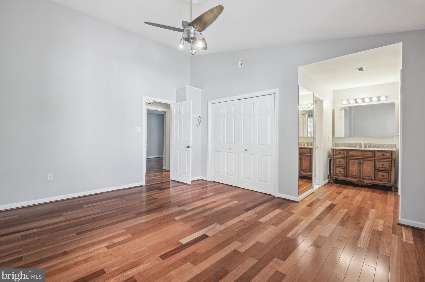 2041 Featherwood St, Silver Spring MD 20904-6637 exterior