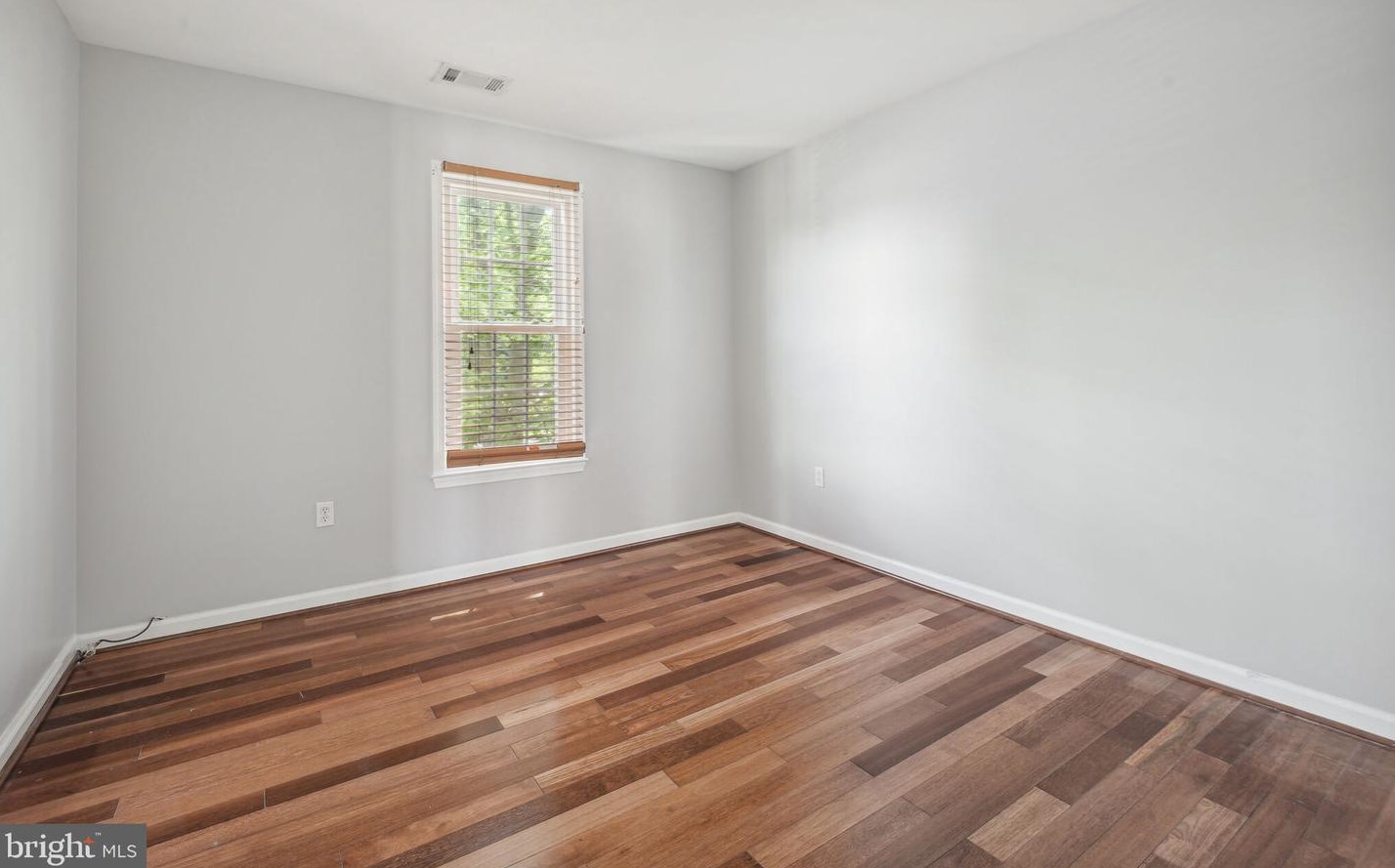 2041 Featherwood St, Silver Spring MD 20904-6637 exterior