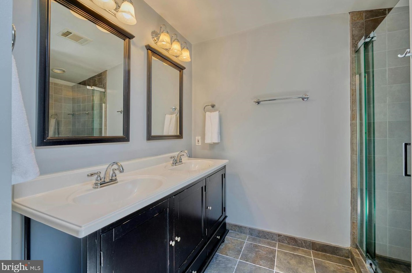 9925 Markham St, Silver Spring MD 20901-2233 exterior