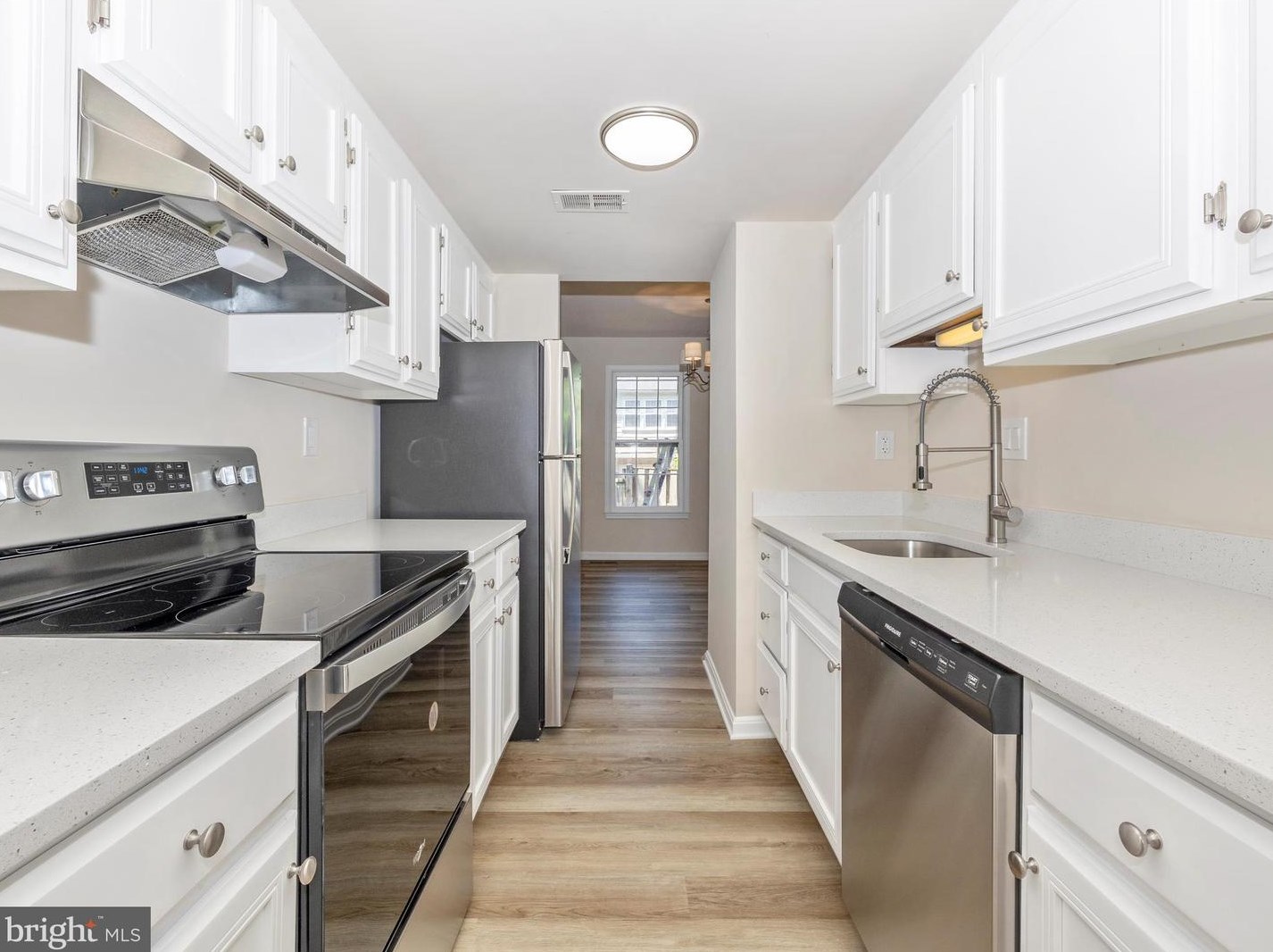 9332 Bremerton Way, Gaithersburg MD 20886-1419 exterior