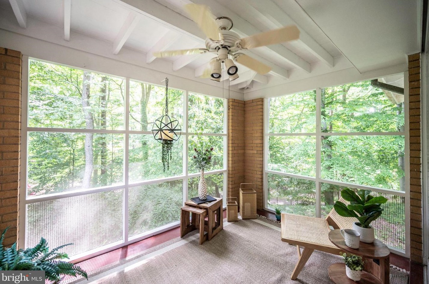 7320 Glenside Dr, Silver Spring MD 20912-7327 exterior