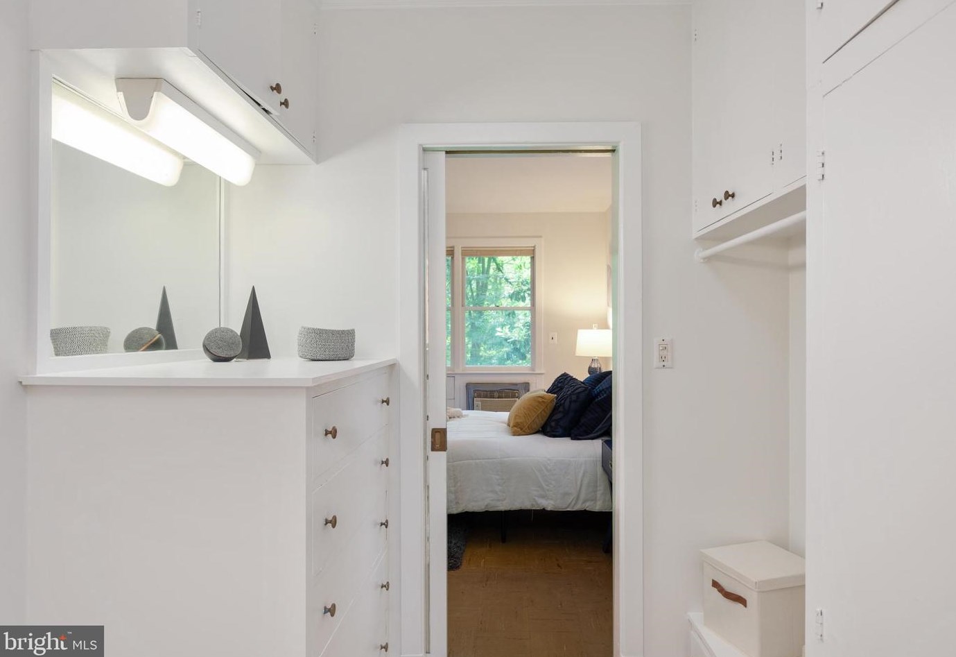 7320 Glenside Dr, Silver Spring MD 20912-7327 exterior