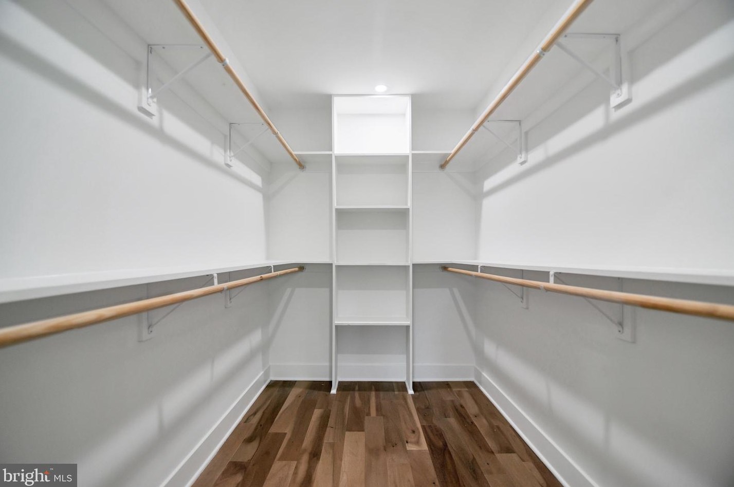 6725 Eastern Ave, Silver Spring MD  20912-4425 exterior