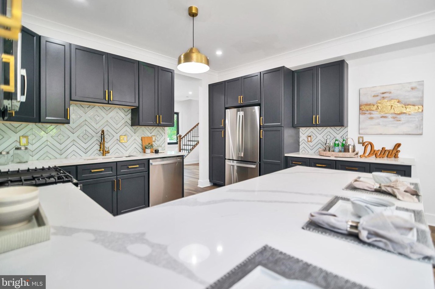 6725 Eastern Ave, Silver Spring MD  20912-4425 exterior