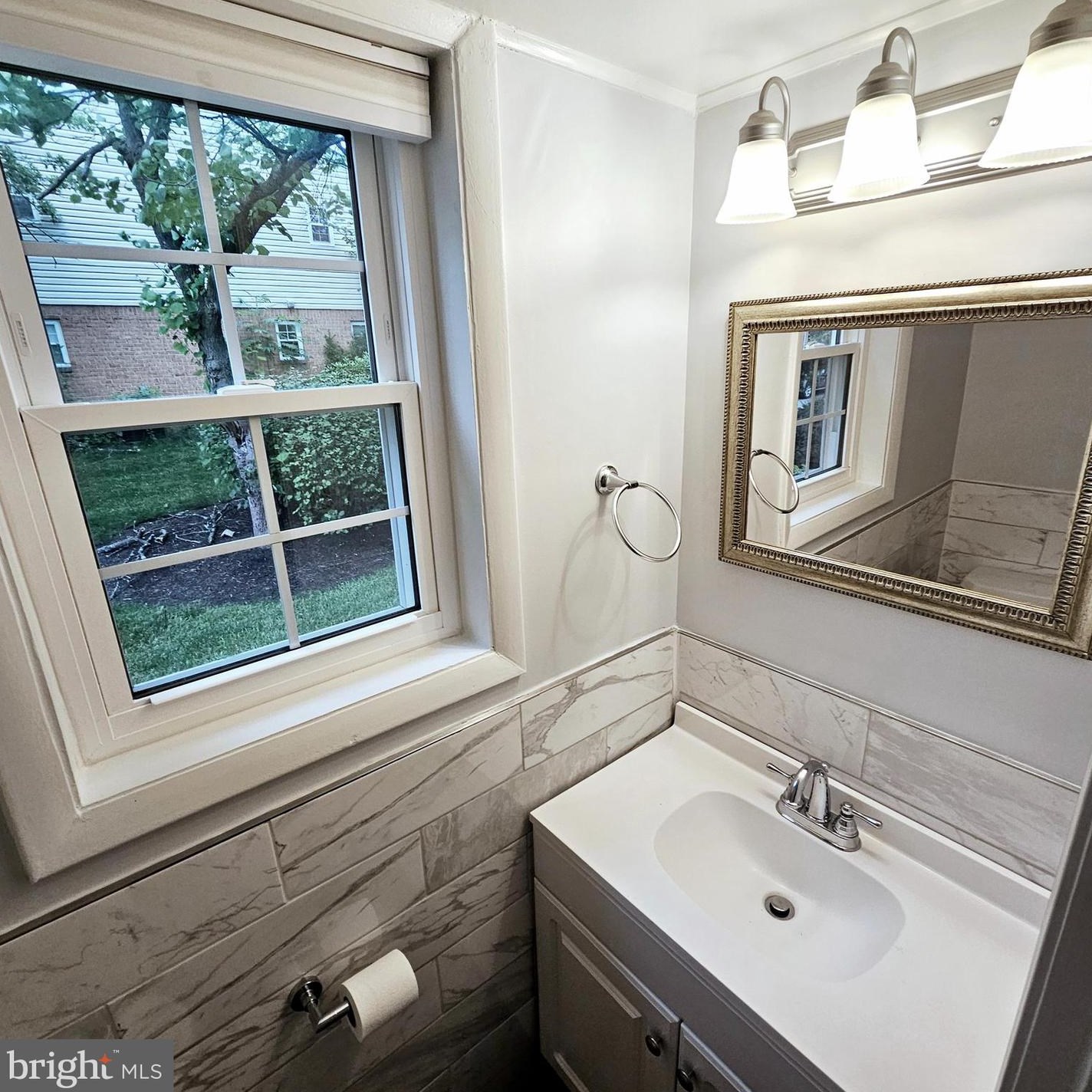 41 Orch Dr, Gaithersburg MD 20878-2222 exterior