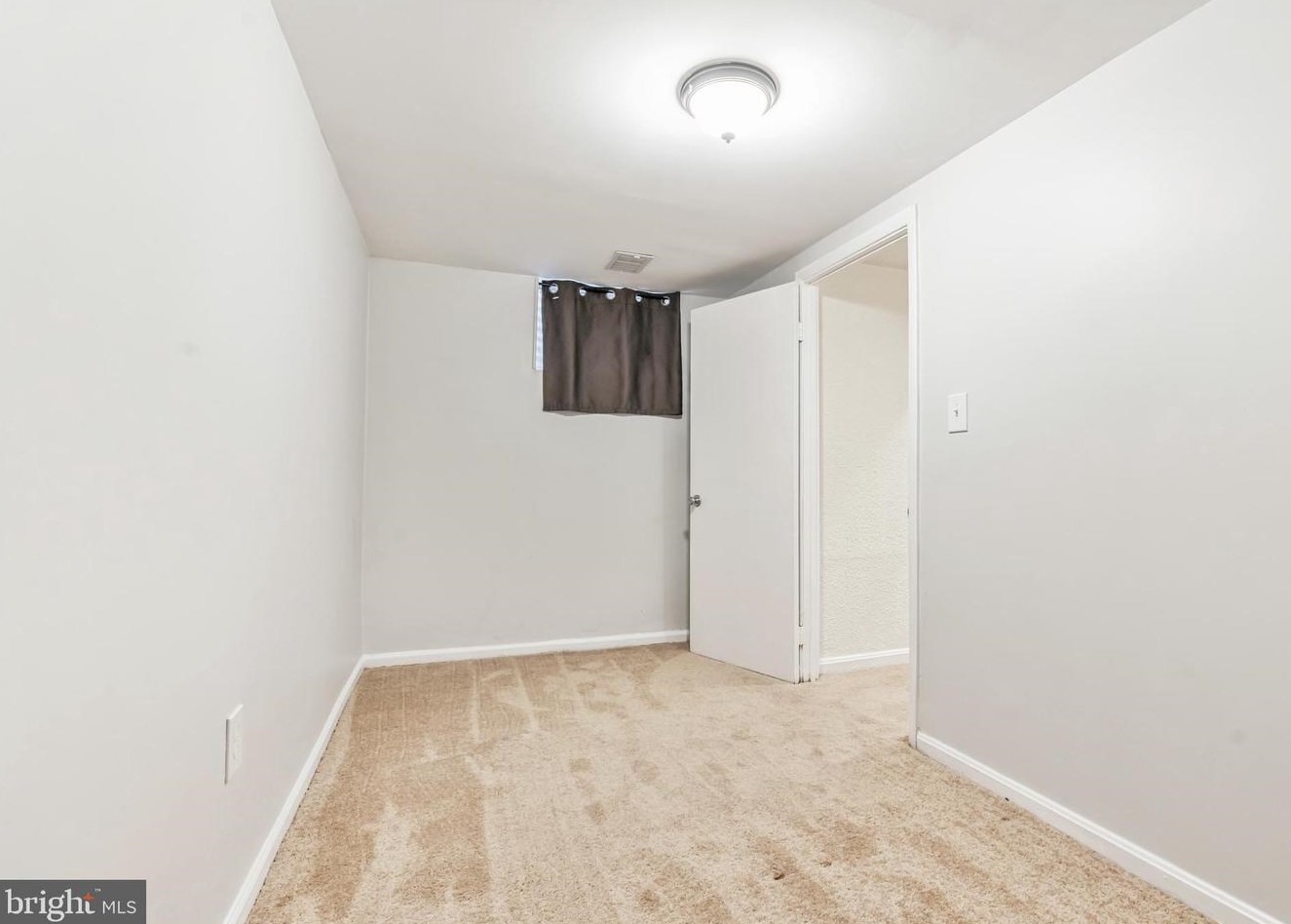 41 Orch Dr, Gaithersburg MD 20878-2222 exterior