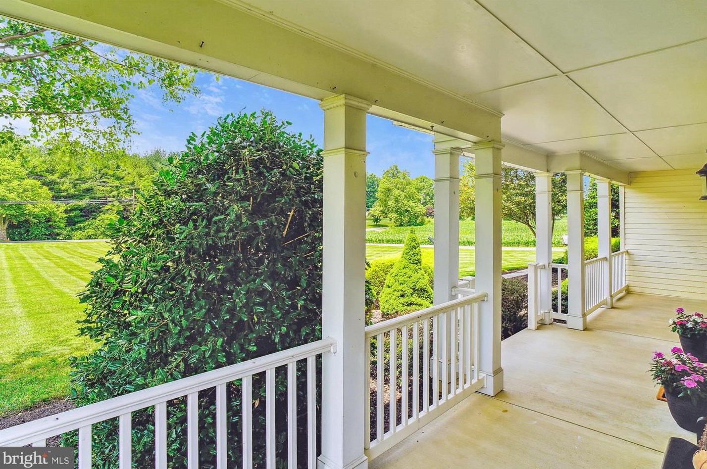 7421 Damascus Rd, Gaithersburg MD  20882-3301 exterior