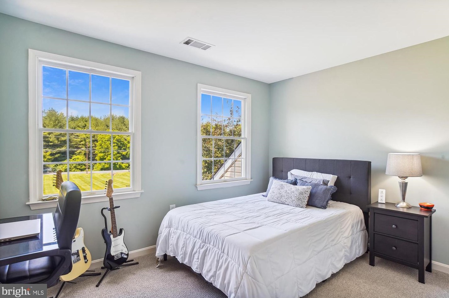 7421 Damascus Rd, Gaithersburg MD  20882-3301 exterior