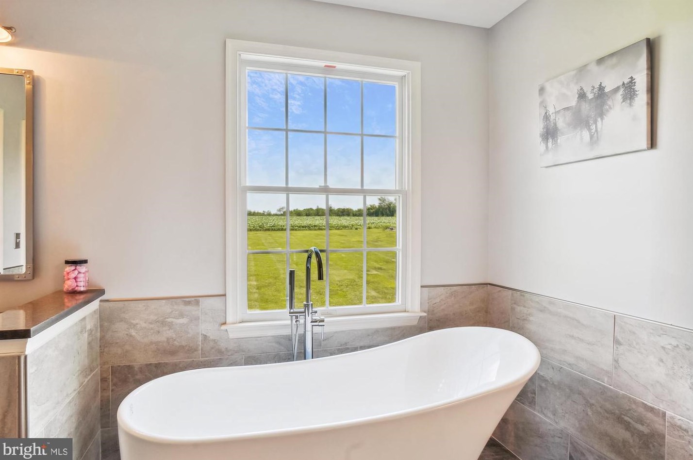 7421 Damascus Rd, Gaithersburg MD  20882-3301 exterior