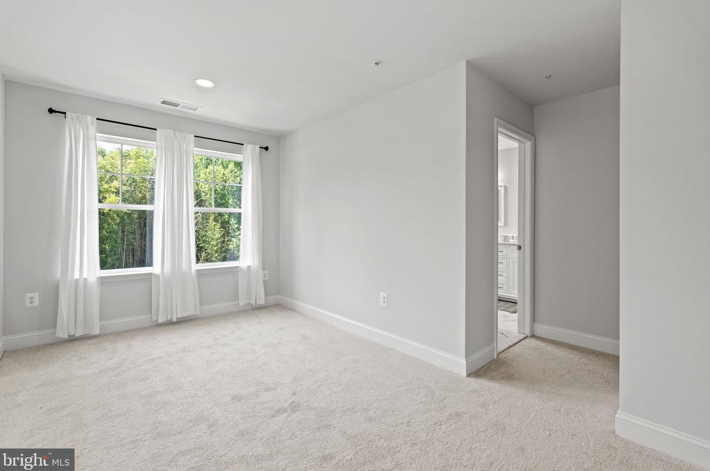 2317 Nees Ln, Silver Spring MD 20905-4545 exterior