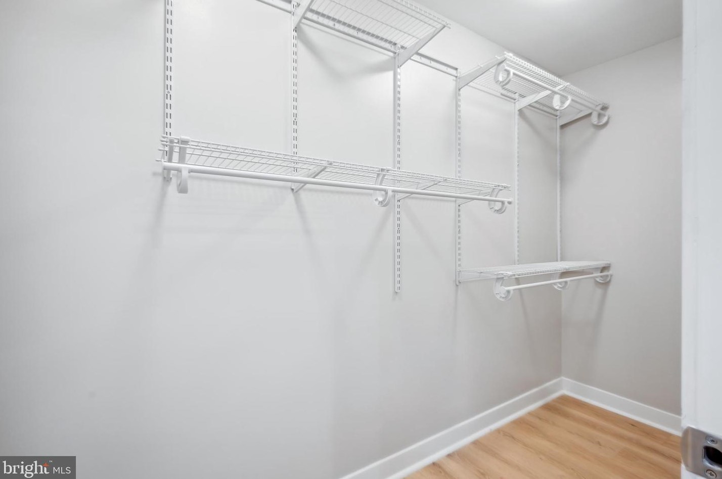 7316 New Hampshire Ave, Silver Spring MD 20905-5625 exterior