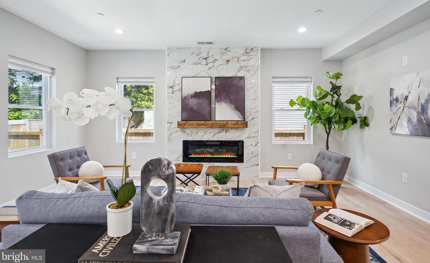 7316 New Hampshire Ave, Silver Spring MD 20905-5625 exterior