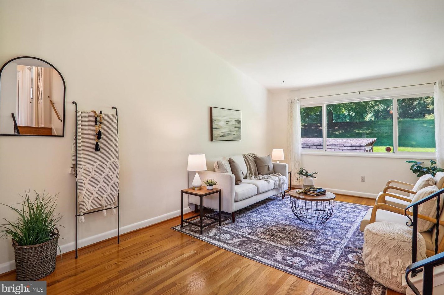 9904 Hedin Dr, Silver Spring, MD 20903-1807