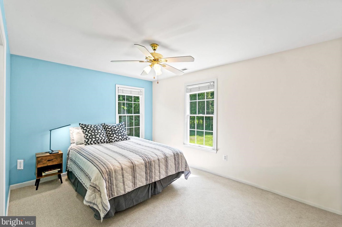 21046 Woodfield Rd, Gaithersburg MD 20882-1203 exterior