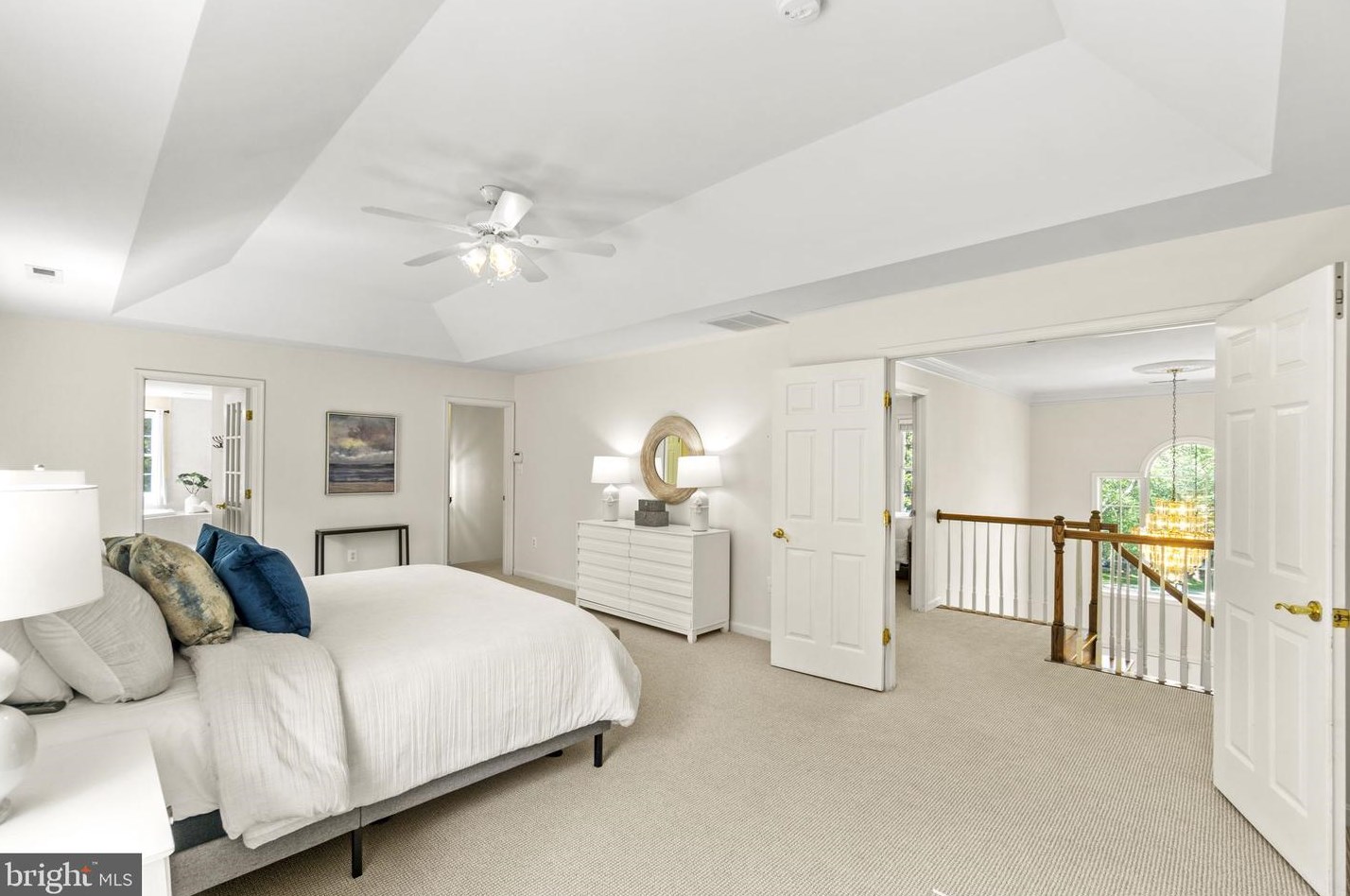 21046 Woodfield Rd, Gaithersburg MD 20882-1203 exterior