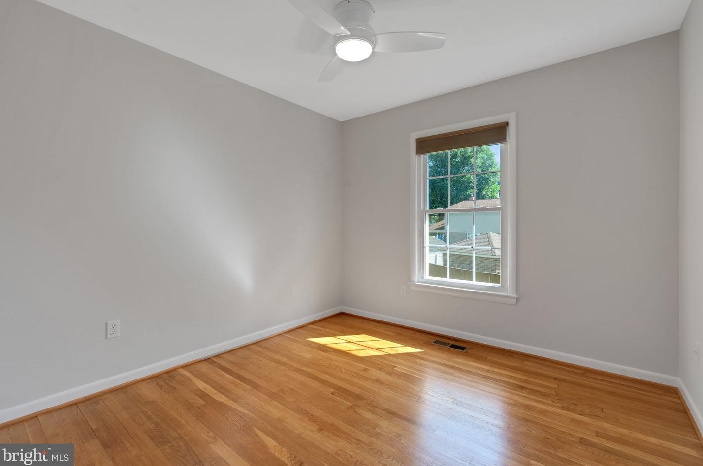 1 Appleby Ct, Silver Spring MD exterior