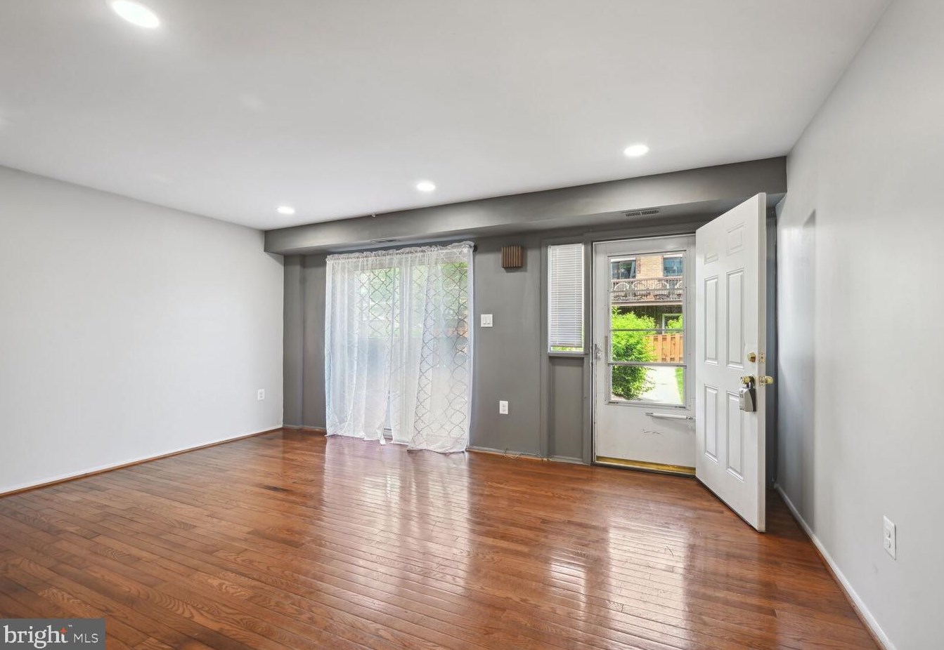 2330 Sun Valley Cir, Silver Spring, MD