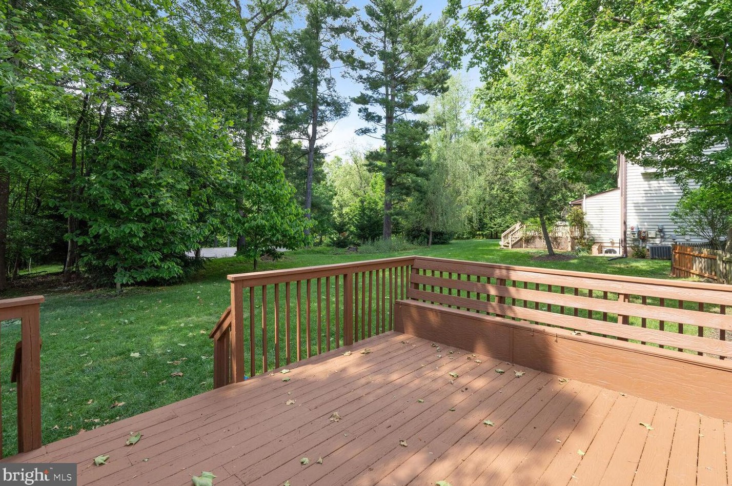 9813 Korman Ct, Rockville MD 20854-2042 exterior