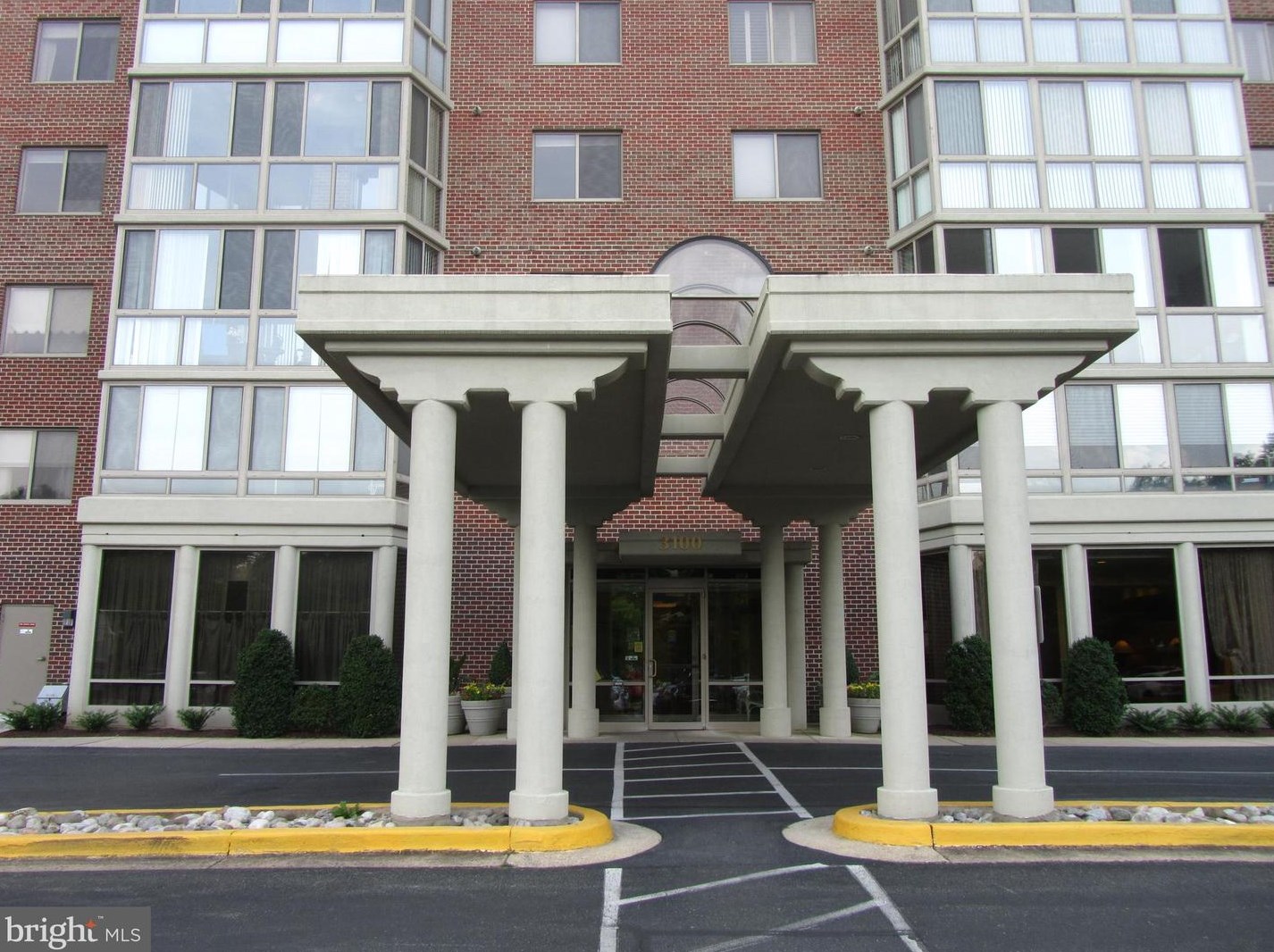 3100 N Leisure World Blvd #802, Silver Spring, MD 20906