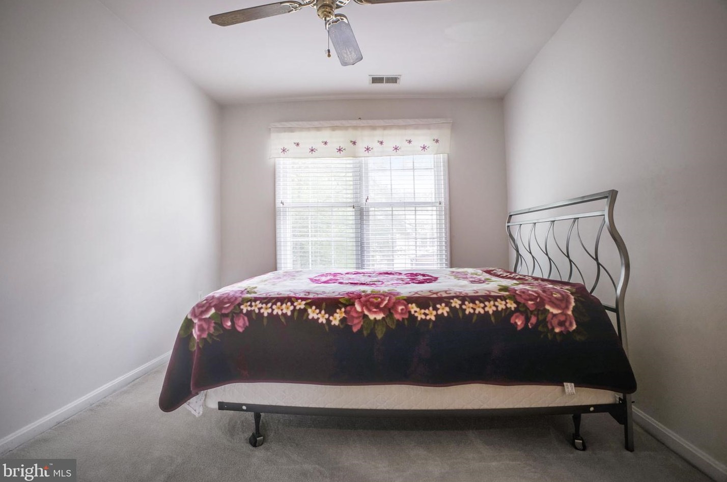 433 Bonifant Rd, Silver Spring MD 20905-5950 exterior