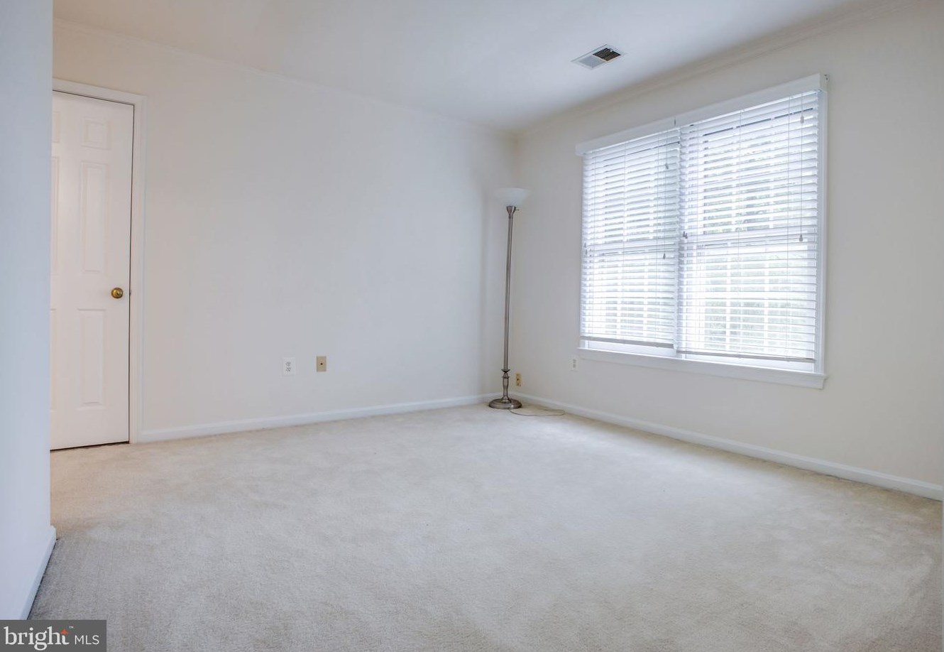 433 Bonifant Rd, Silver Spring MD 20905-5950 exterior