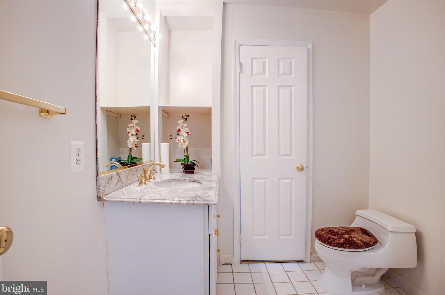 433 Bonifant Rd, Silver Spring MD 20905-5950 exterior