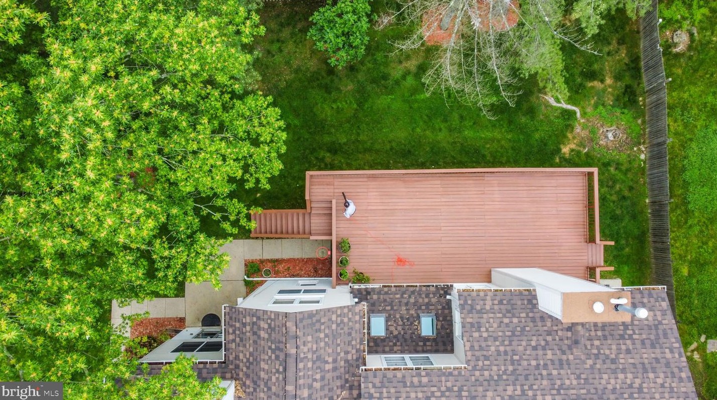 433 Bonifant Rd, Silver Spring MD 20905-5950 exterior