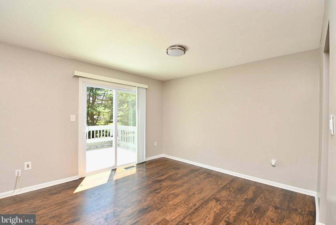 16 Capricorn Ct, Rockville MD 20855-2567 exterior