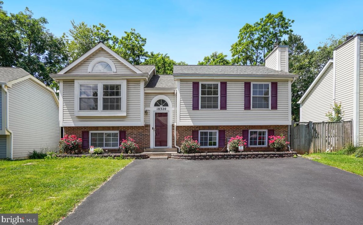 18320 Swan Stream Dr, Gaithersburg, MD 20877