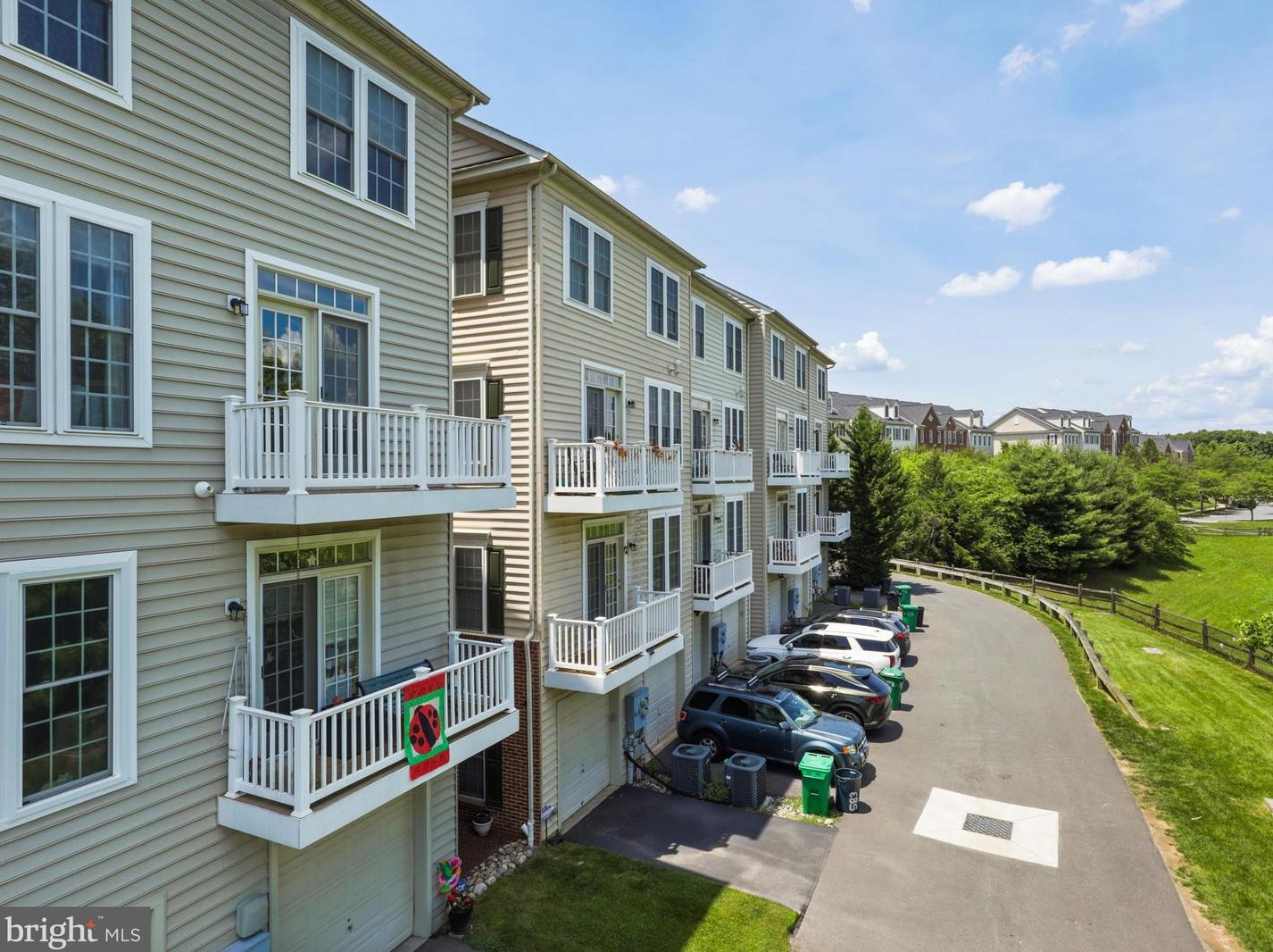 575 Whetstone Glen St, Gaithersburg MD  exterior