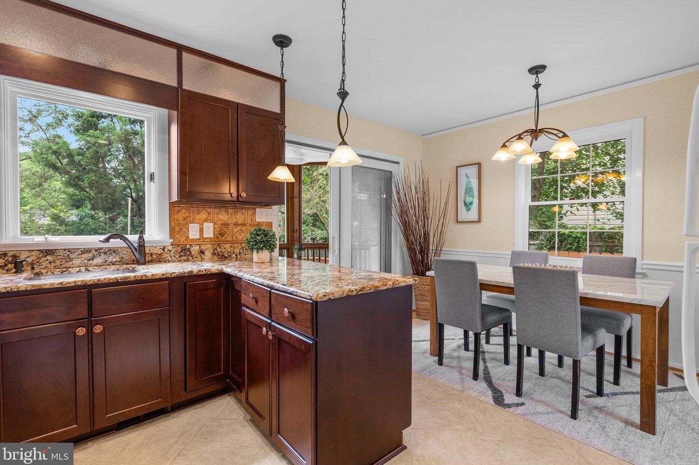 2708 Weisman Rd, Silver Spring MD 20902-2141 exterior