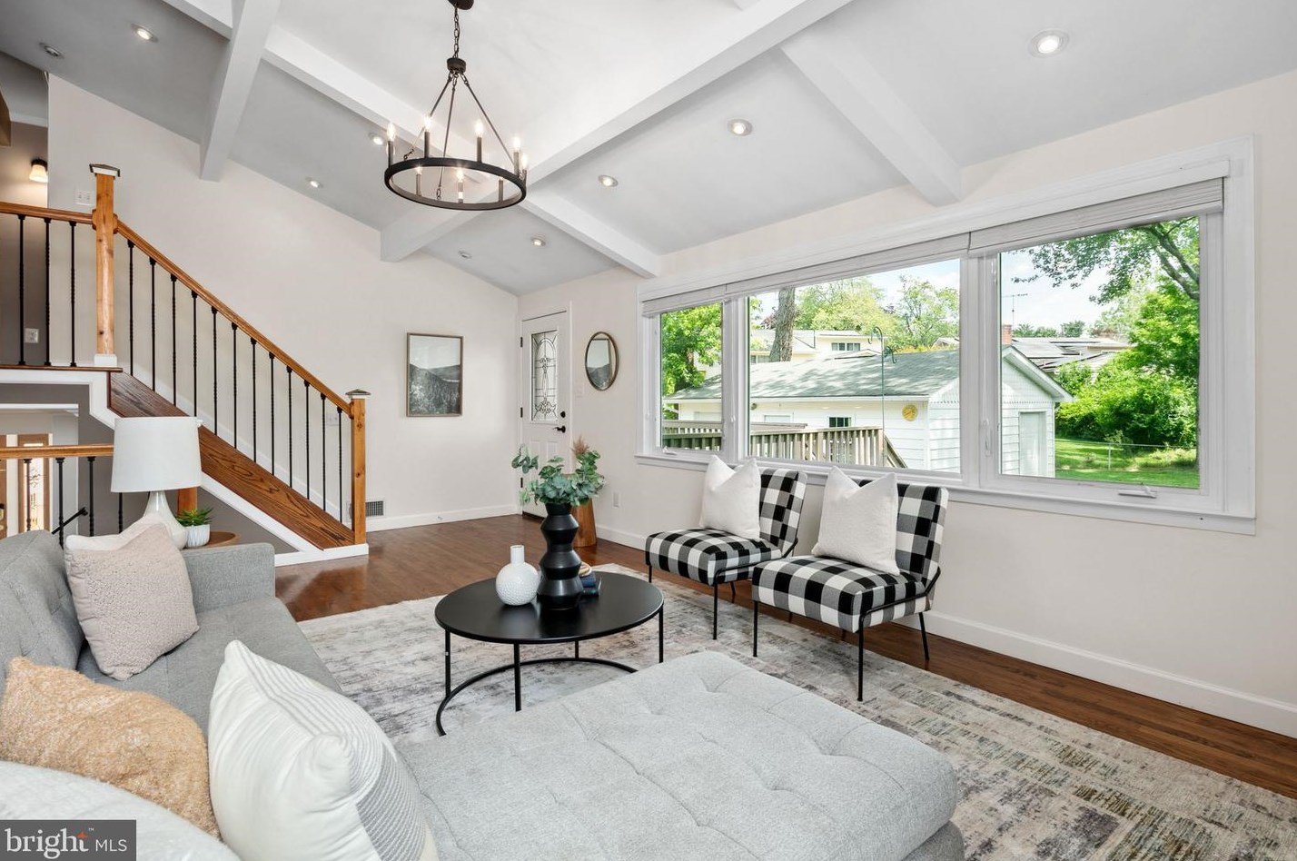 2304 Mcauliffe Dr, Rockville MD 20851-1550 exterior