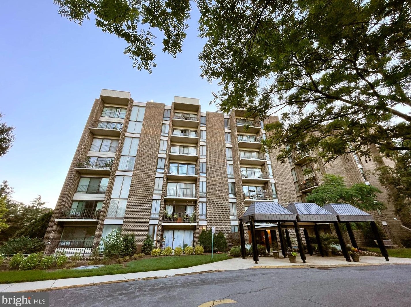 9900 Georgia Ave #27-702, Silver Spring, MD 20902