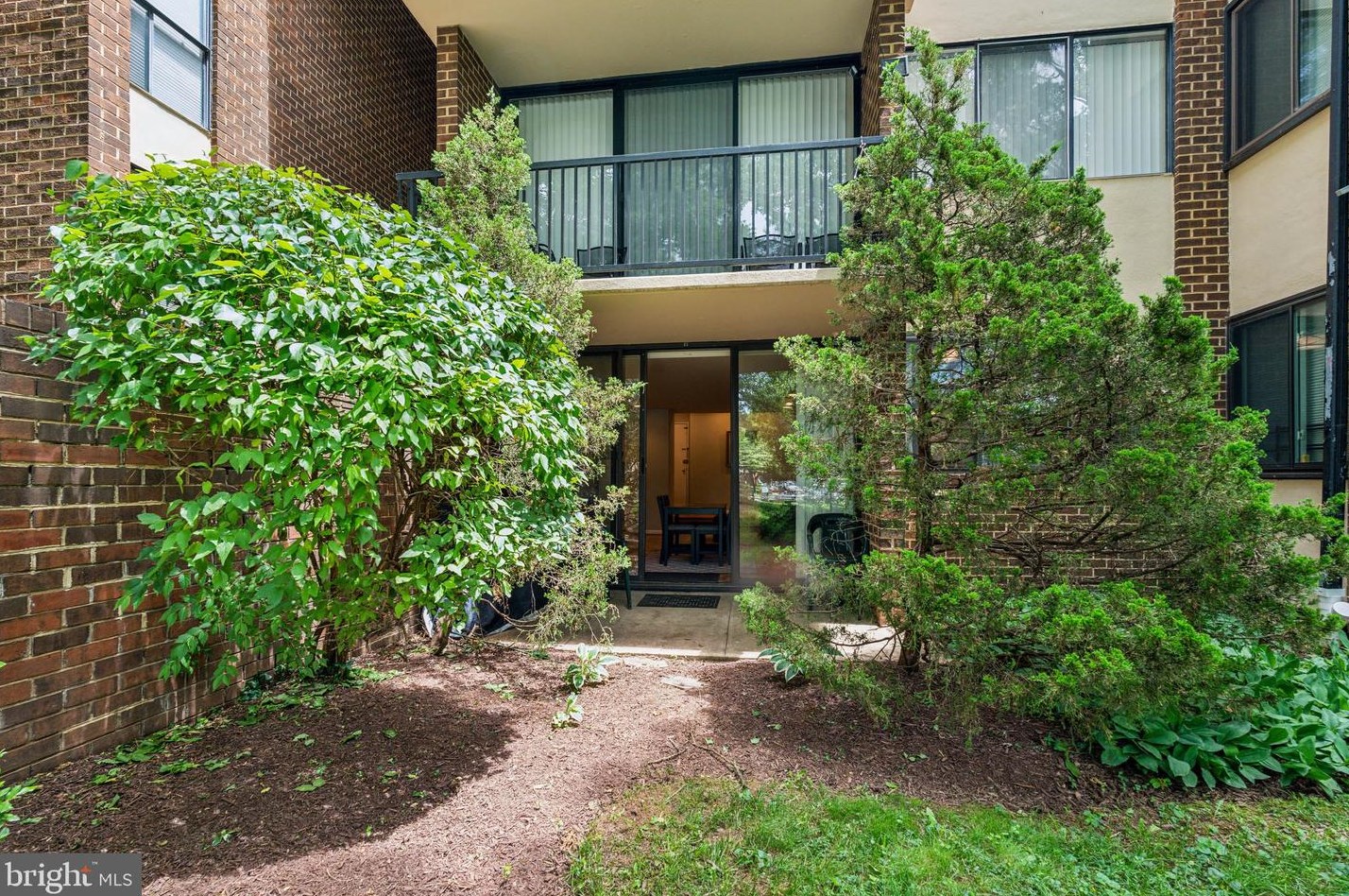 9824 Georgia Ave #18-101, Silver Spring, MD 20902