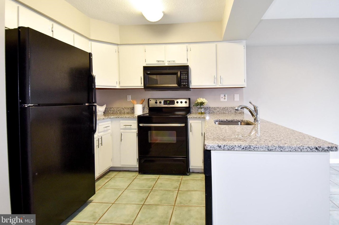 18172 Windsor Hill Dr #208b, Olney, MD 20832