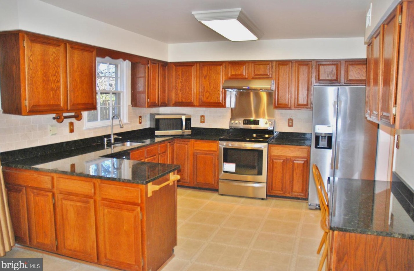 1106 Bettstrail Way, Rockville, MD 20854-5536