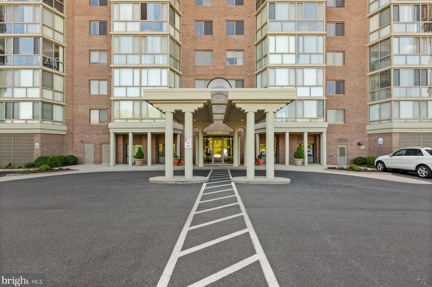 3200 Leisure World Blvd, Silver Spring, MD 20906-7623