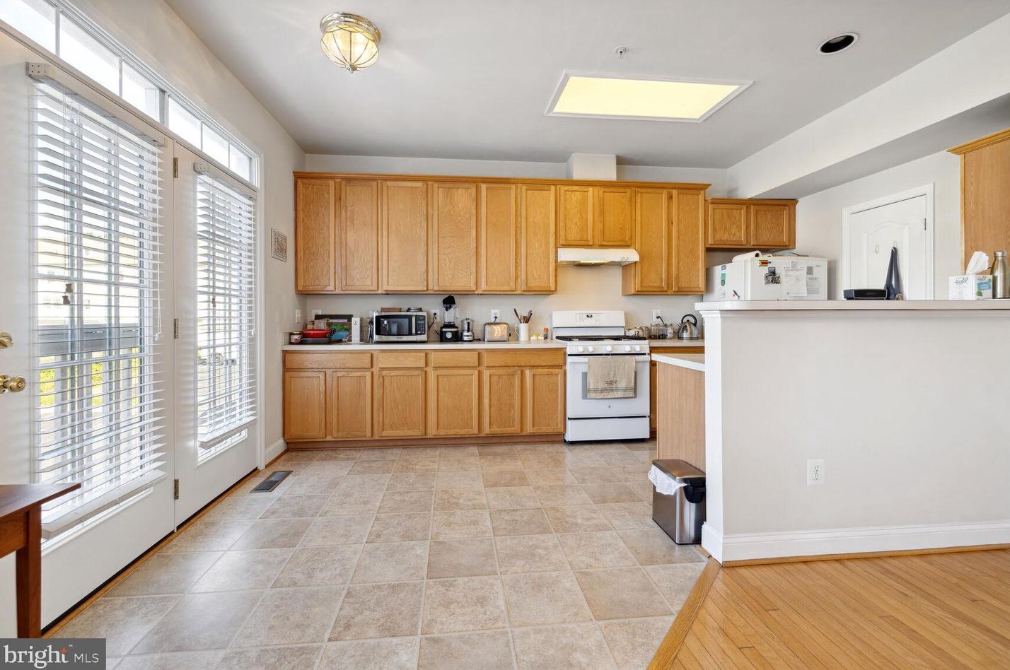 910 Havencrest St, Rockville MD 20850-6086 exterior