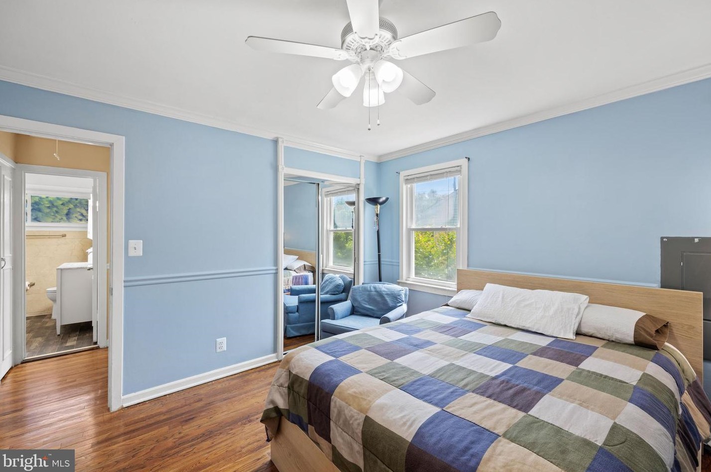 1127 Lewis Ave, Rockville MD 20851-2330 exterior