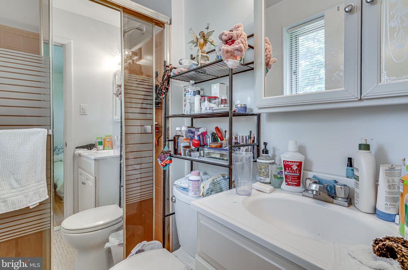 11216 Bybee St, Silver Spring MD 20902-3205 exterior