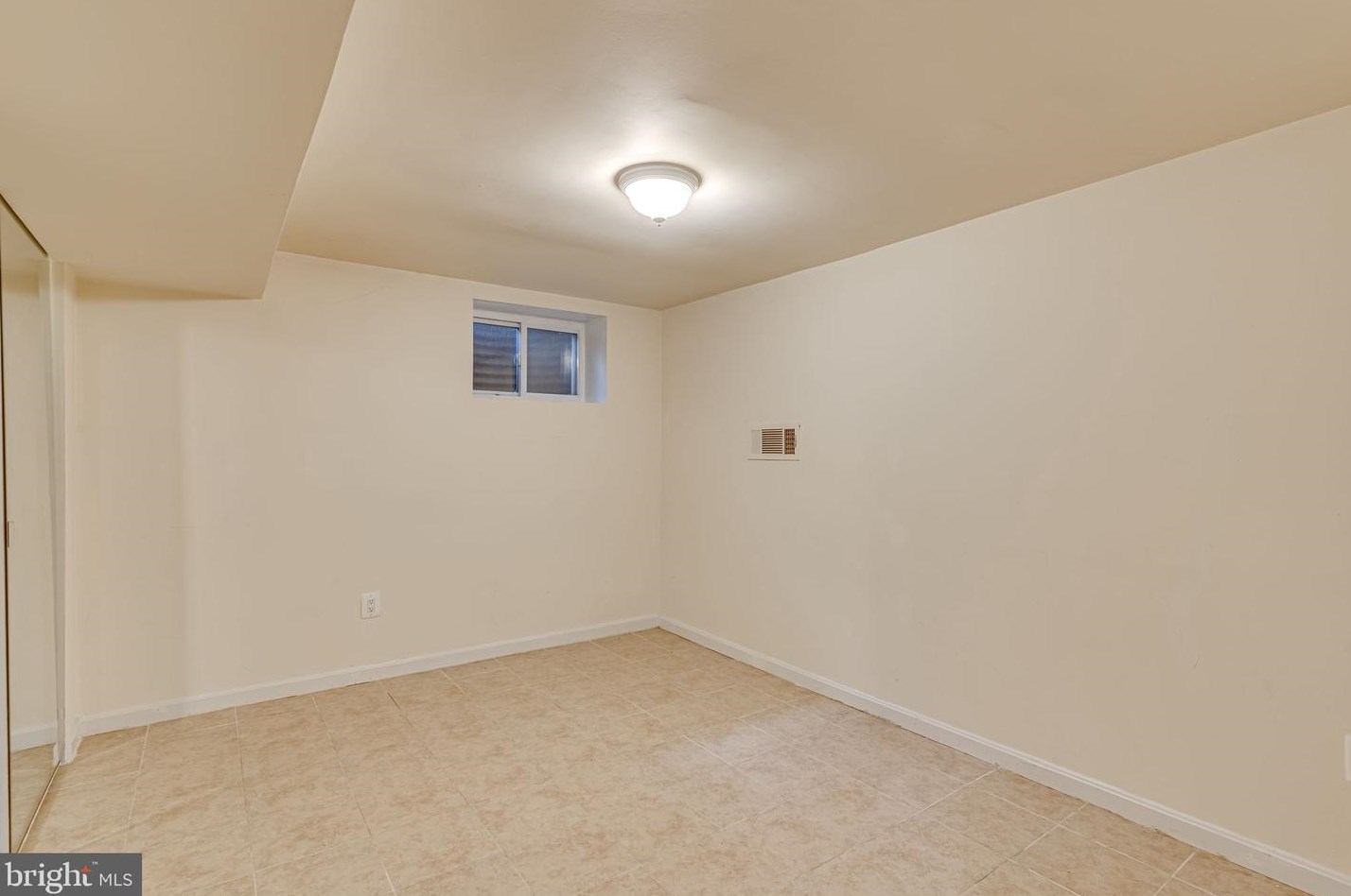 11216 Bybee St, Silver Spring MD 20902-3205 exterior