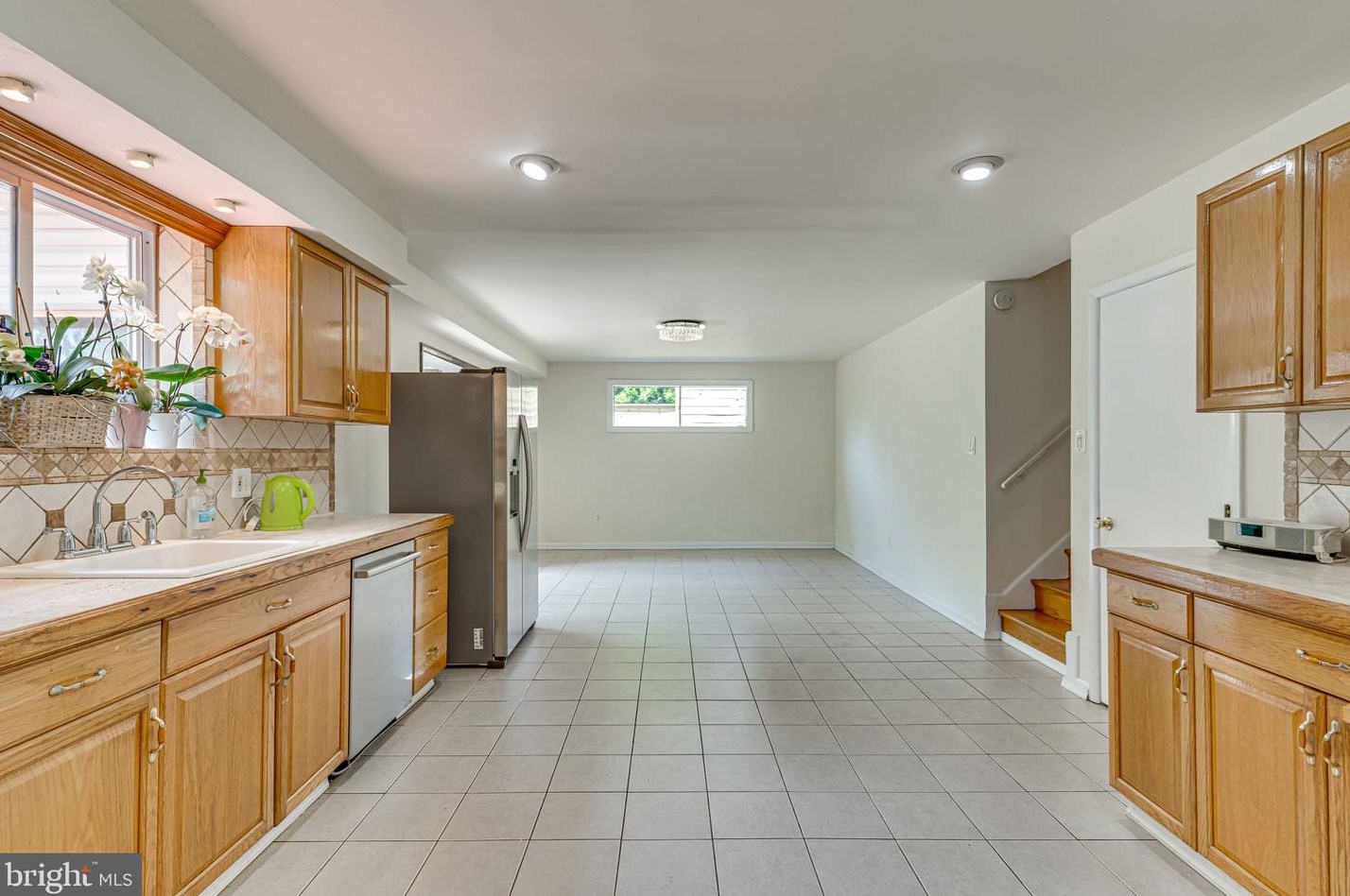 11216 Bybee St, Silver Spring MD 20902-3205 exterior